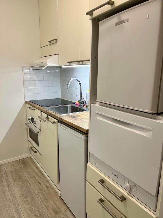 Charming Central Apartment Хелзинки Екстериор снимка