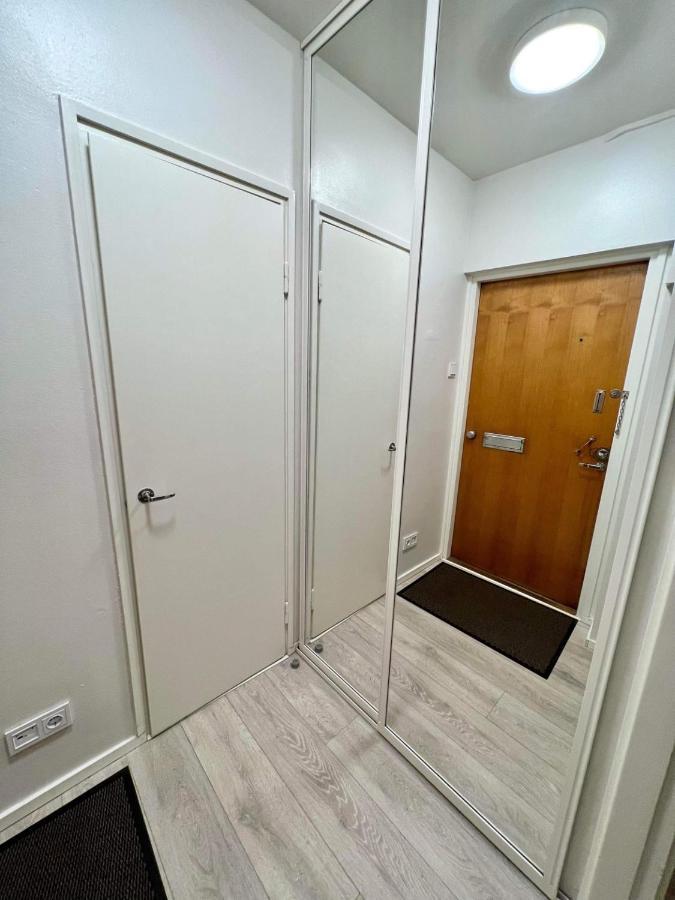 Charming Central Apartment Хелзинки Екстериор снимка